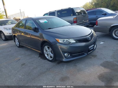 TOYOTA CAMRY 2012
