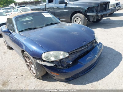 MAZDA MX-5 MIATA 2001