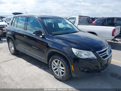 VOLKSWAGEN TIGUAN 2011