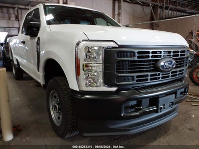 FORD F-250 2024
