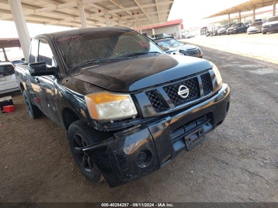 NISSAN TITAN 2011