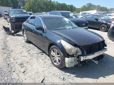 INFINITI JOURNEY 2012