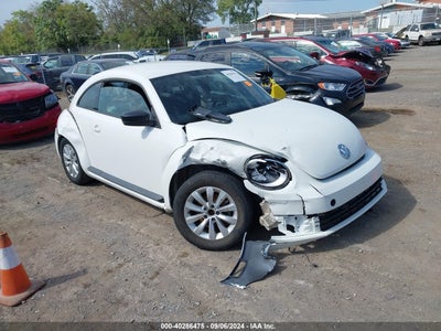 VOLKSWAGEN BEETLE 2013