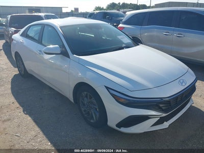 HYUNDAI ELANTRA 2024