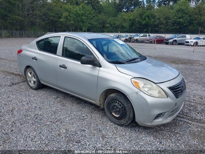 NISSAN VERSA 2014