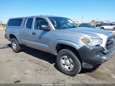 TOYOTA TACOMA 2017