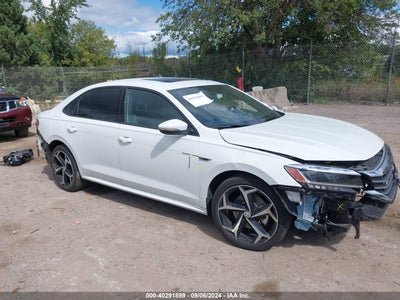 VOLKSWAGEN PASSAT 2021