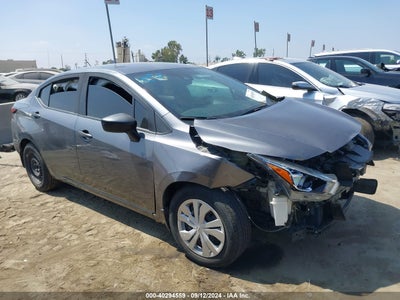 NISSAN VERSA 2020