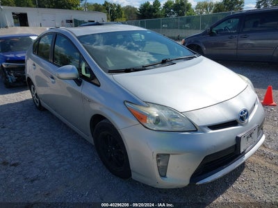 TOYOTA PRIUS 2012