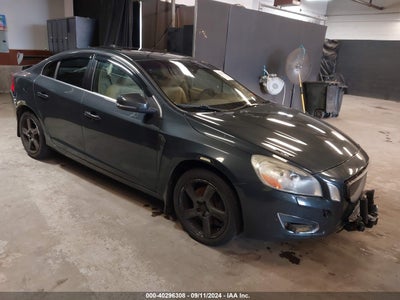 VOLVO S60 2013