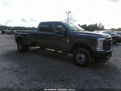 FORD F-350 2024