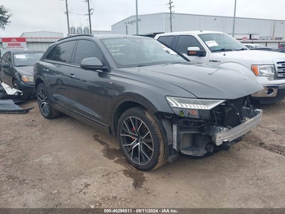 AUDI Q8 2019