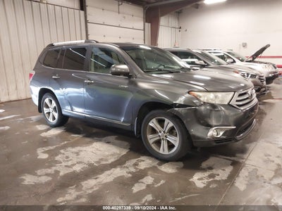 TOYOTA HIGHLANDER 2011