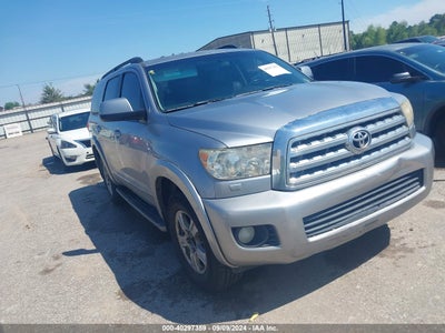 TOYOTA SEQUOIA 2010