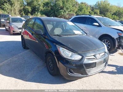 HYUNDAI ACCENT 2012