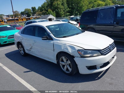 VOLKSWAGEN PASSAT 2015