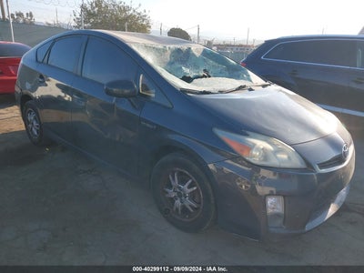 TOYOTA PRIUS 2011