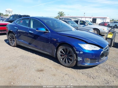 TESLA MODEL S 2016