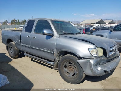 TOYOTA TUNDRA 2004