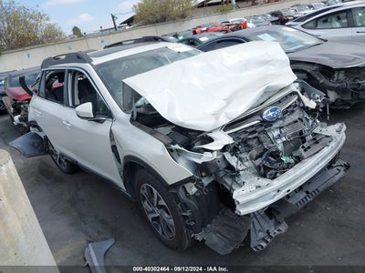 SUBARU OUTBACK 2022