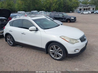 INFINITI JOURNEY 2012