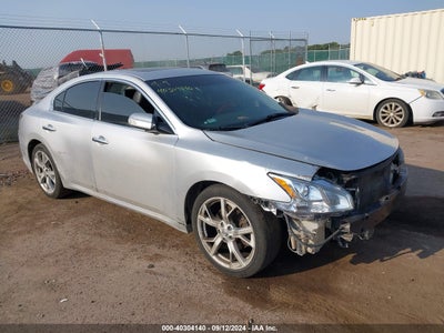 NISSAN MAXIMA 2012