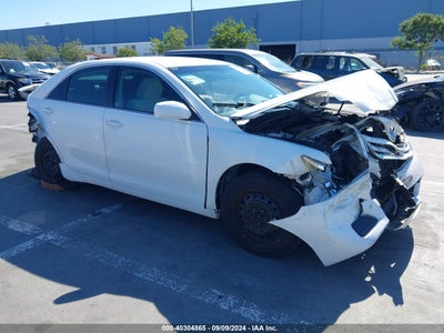 TOYOTA CAMRY 2011