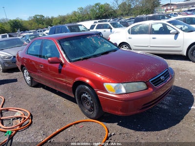 TOYOTA CAMRY 2001