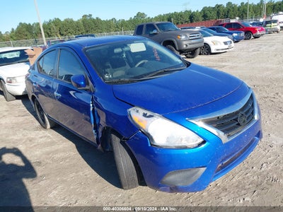 NISSAN VERSA 2017