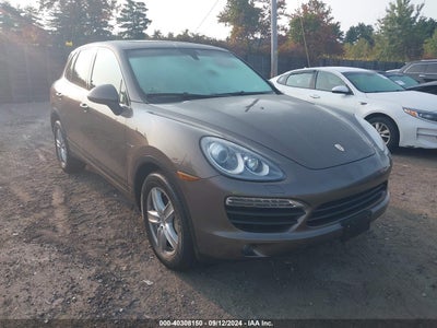 PORSCHE CAYENNE HYBRID 2014