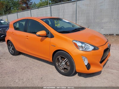 TOYOTA PRIUS C 2015