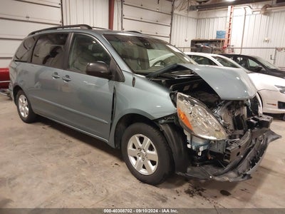 TOYOTA SIENNA 2006