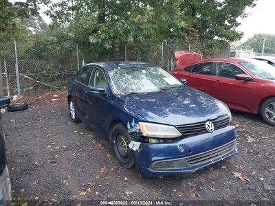 VOLKSWAGEN JETTA 2011