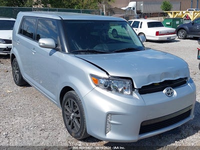 SCION XB 2013