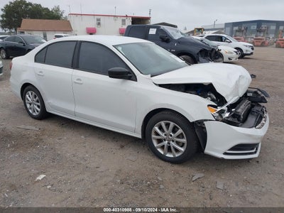 VOLKSWAGEN JETTA 2016
