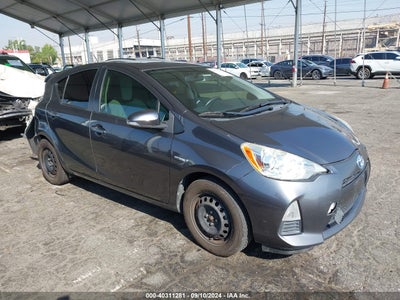 TOYOTA PRIUS C 2014