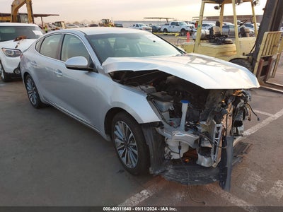 KIA CADENZA 2018