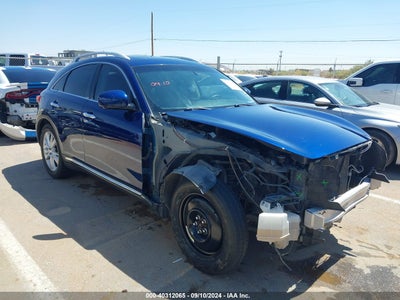 INFINITI QX70 2015