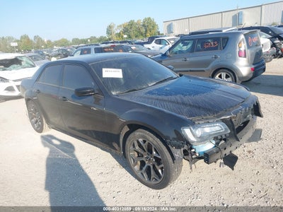 CHRYSLER 300 2017