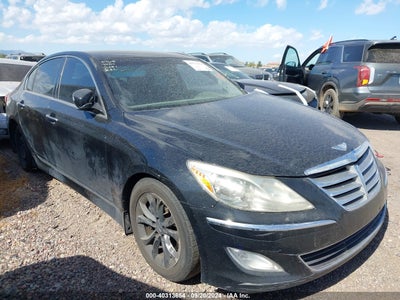 HYUNDAI GENESIS 2013