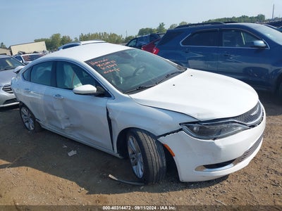 CHRYSLER 200 2015