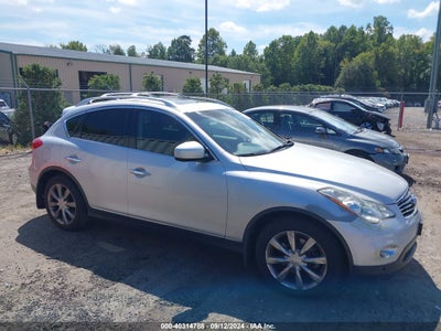 INFINITI EX35 2010