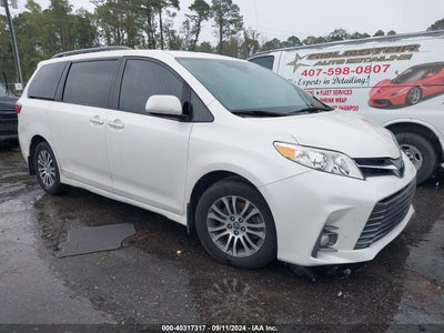 TOYOTA SIENNA 2020