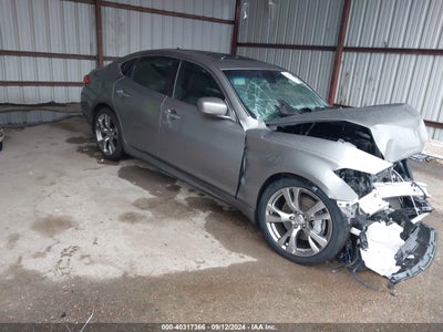 INFINITI M37 2013