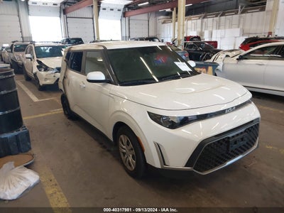 KIA SOUL 2023