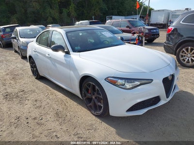 ALFA ROMEO GIULIA 2021