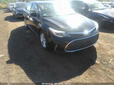 TOYOTA AVALON 2017