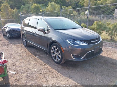 CHRYSLER PACIFICA 2018