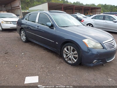 INFINITI M35 2010