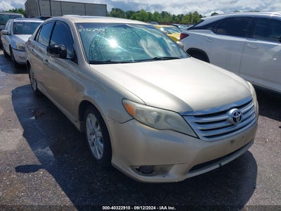 TOYOTA AVALON 2012